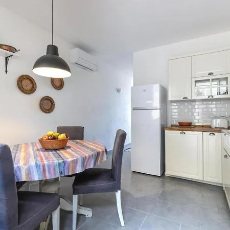 Apartament Casa Lydia